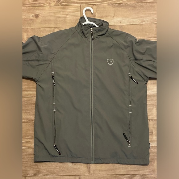 Vintage Rare Embroidered Nike Windbreaker - Picture 1 of 4